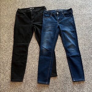 Women’s old navy and American Eagle skinny jeans